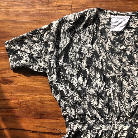 night palm rome dress - Picture 2 of 3